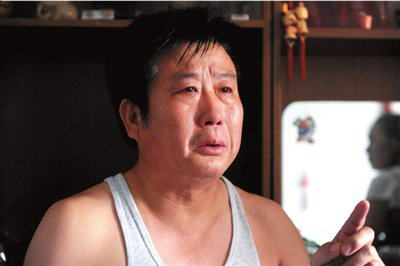 天津一泳池触电事故致3死多伤 多人被电晕水中