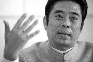 卢俊卿的政商人生(1)